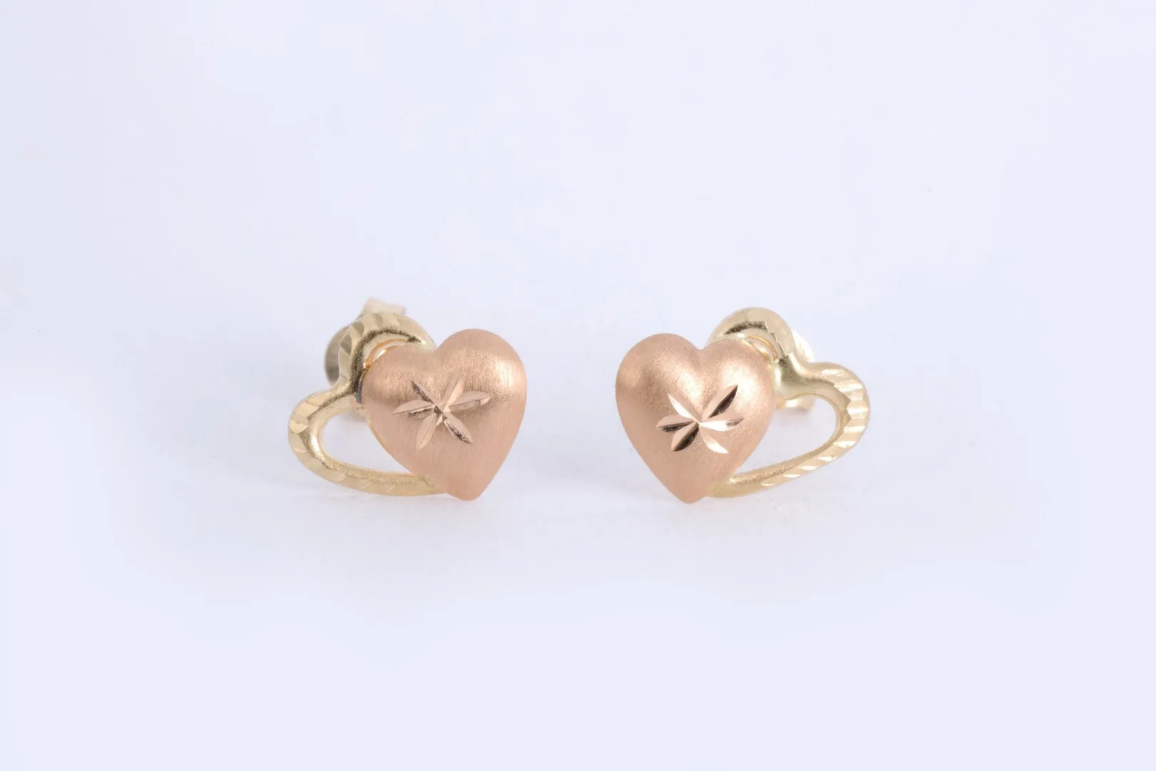 14k Two-Tone Small Heart Earrings (0.33g.)