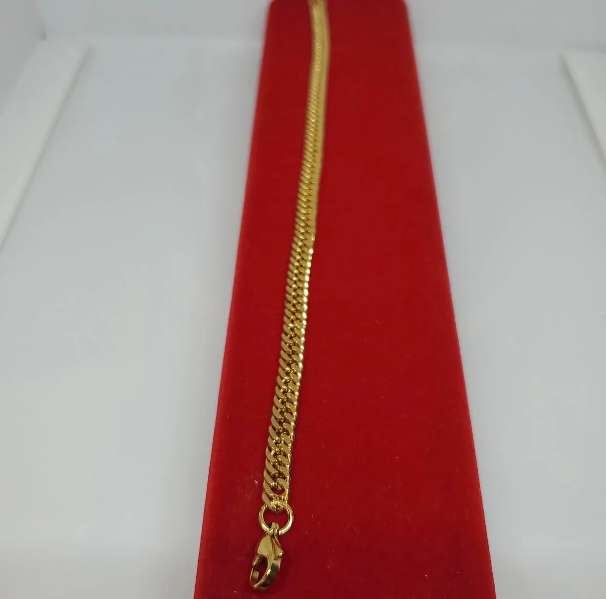 18k gold plated Cuban link smooth cut bracelet