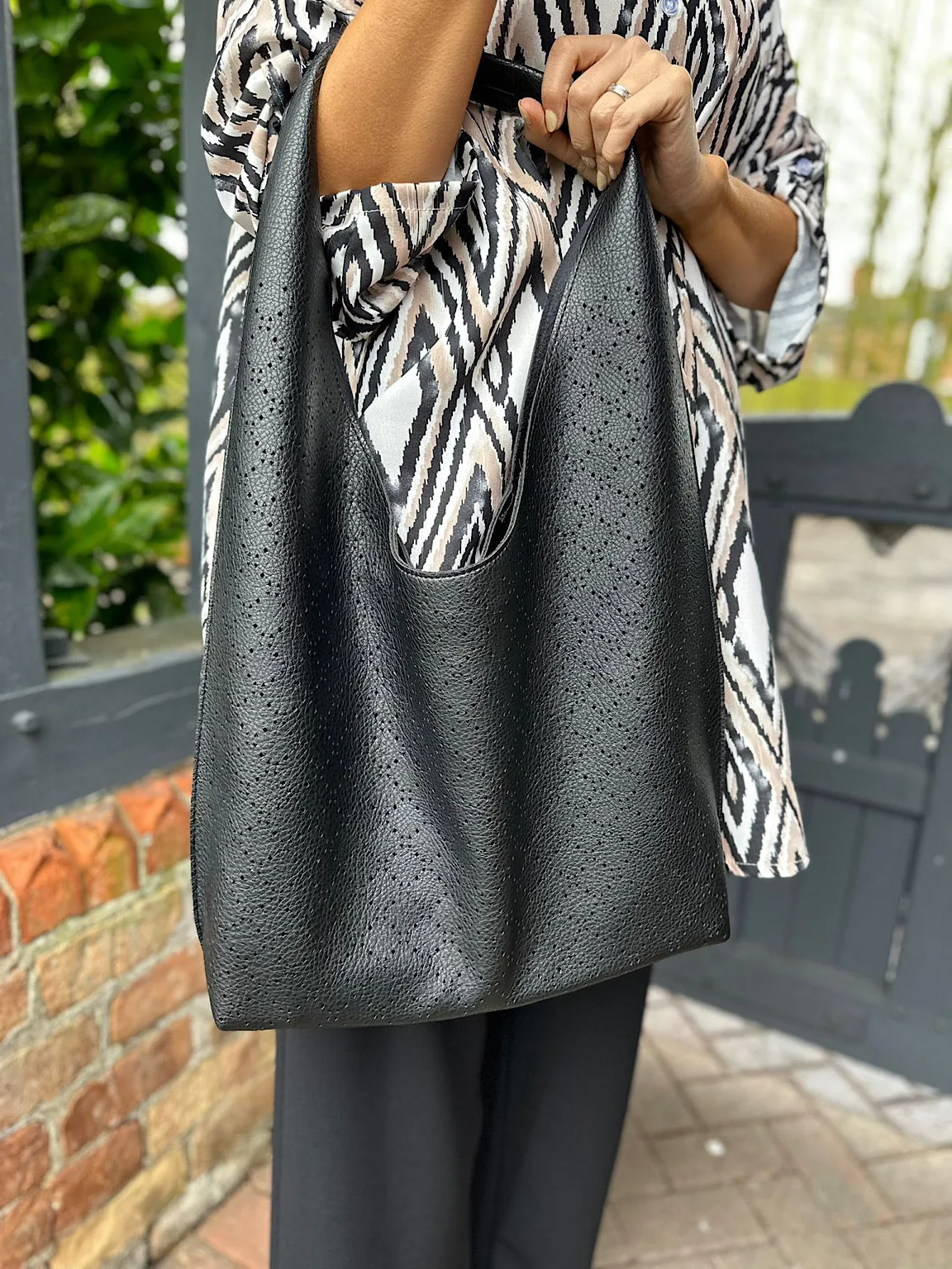 Black Diamond Pattern Slouch Bag Set