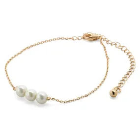 Bracelet Three Pearl Station Gold Tone