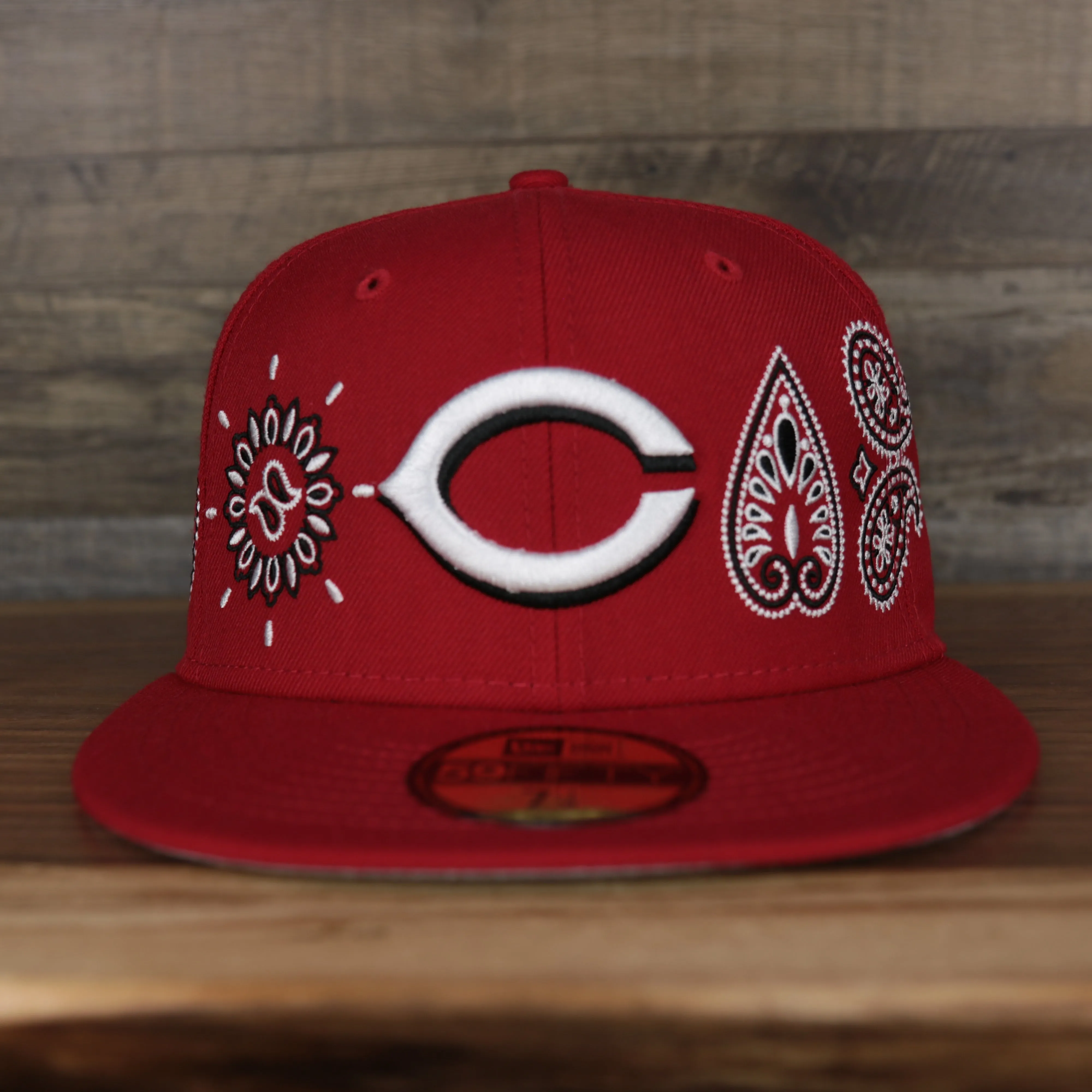 Cincinnati Reds All Over Paisley Bandana Pattern Grey Bottom 5950 Fitted Cap | Red