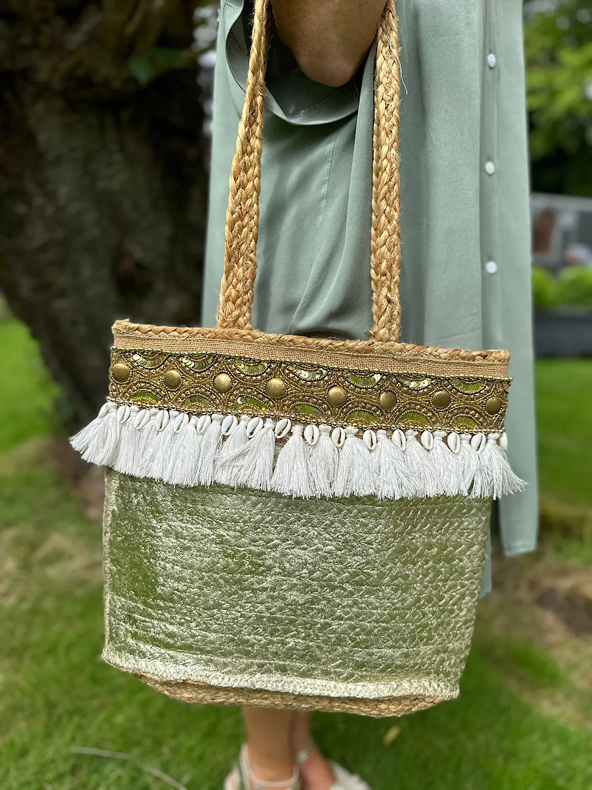 Gold Metallic Embellished Straw Weave Bag