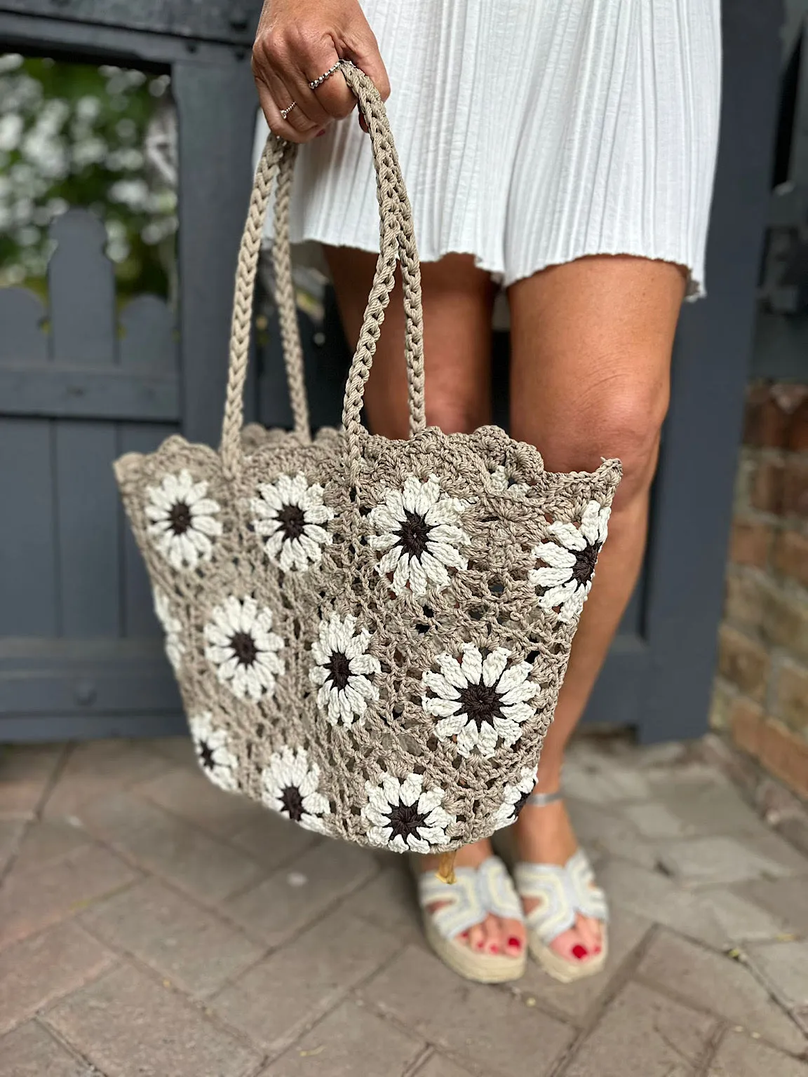 Mocha Loose Weave Daisy Bag