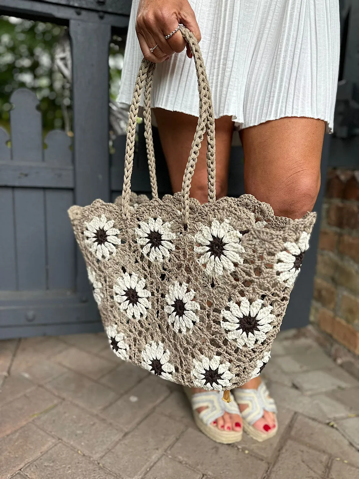 Mocha Loose Weave Daisy Bag