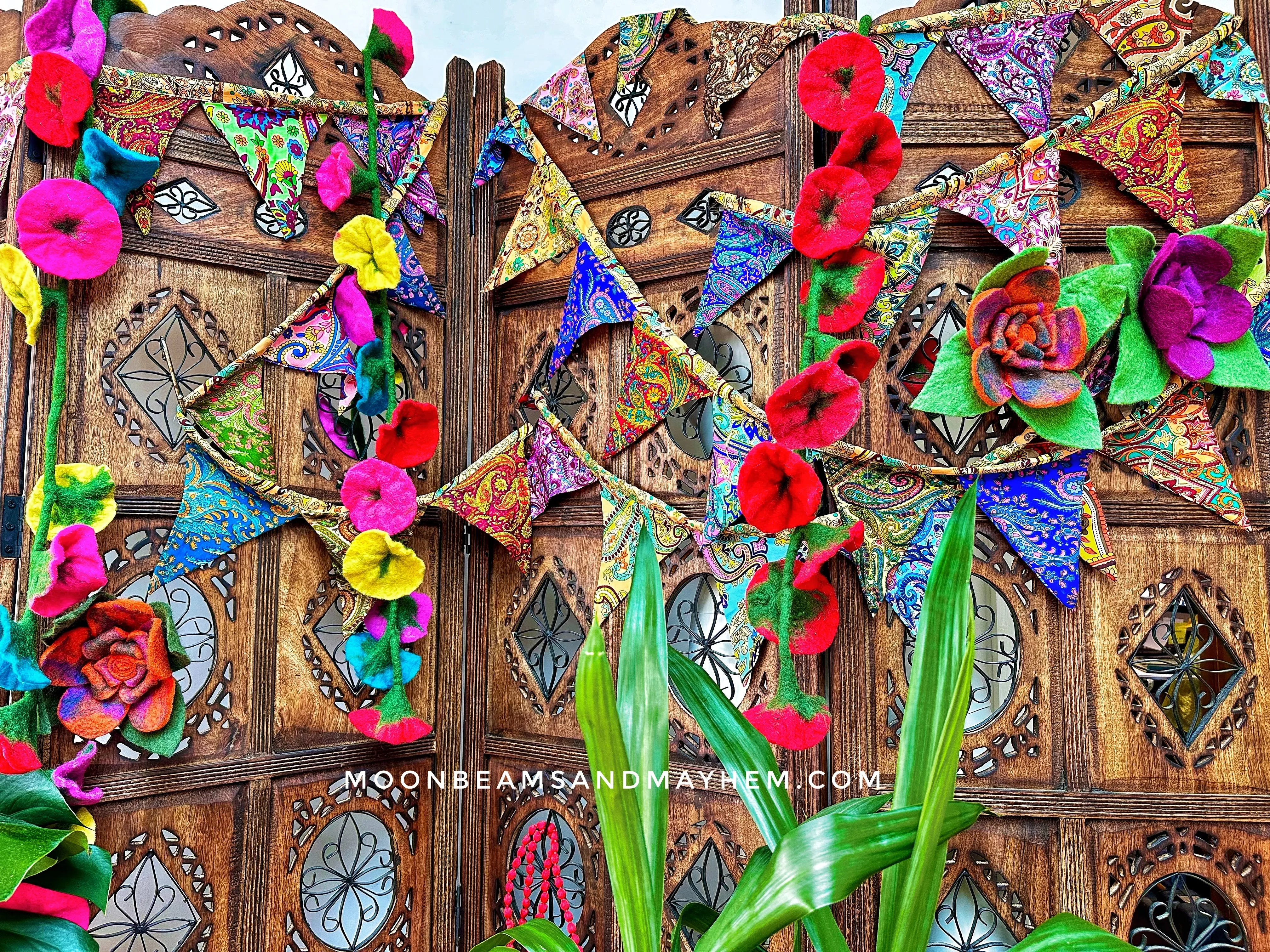 MOONFLOWER BOHO FLAGS