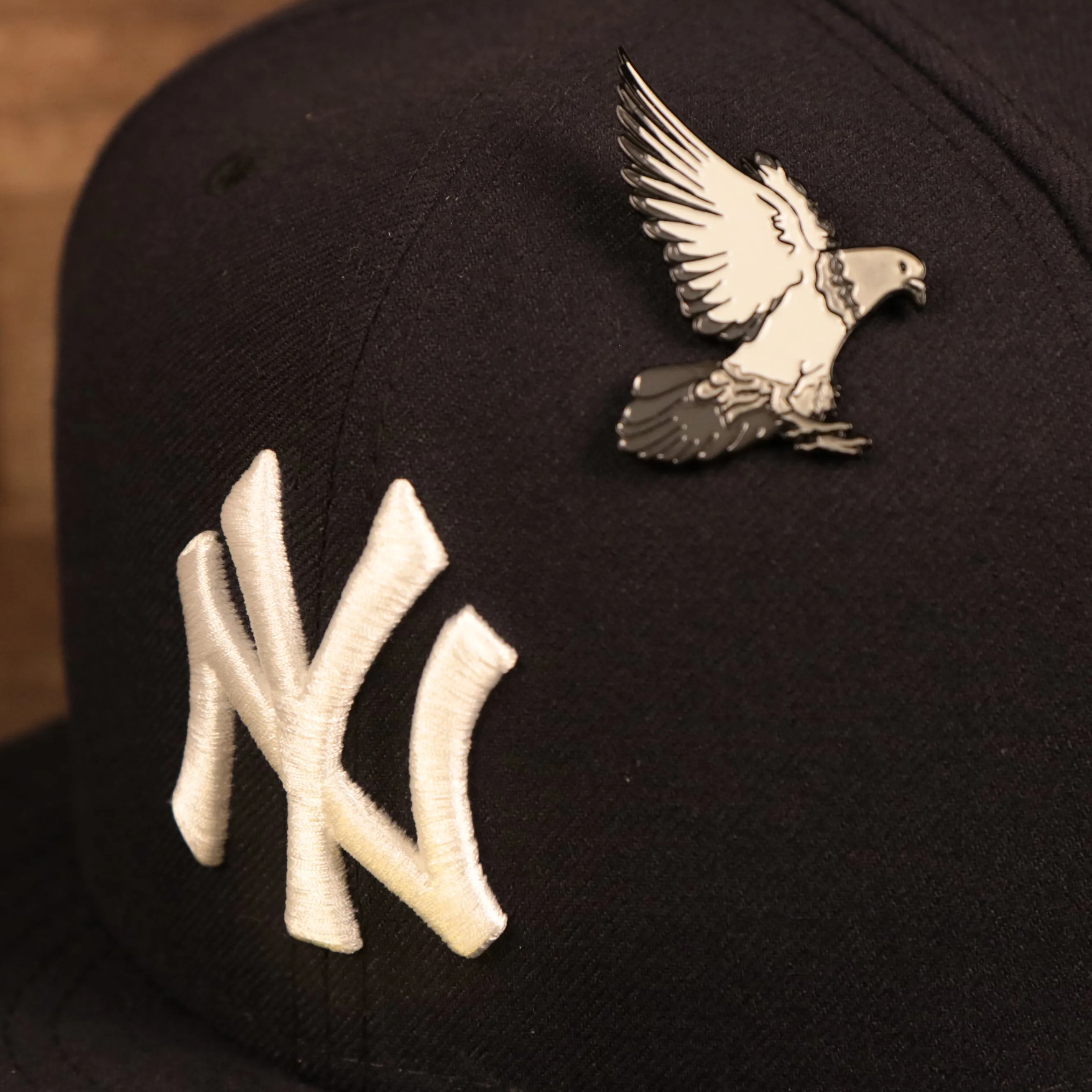 New York Pigeon Fitted Cap Pin | Enamel Pin For Hat