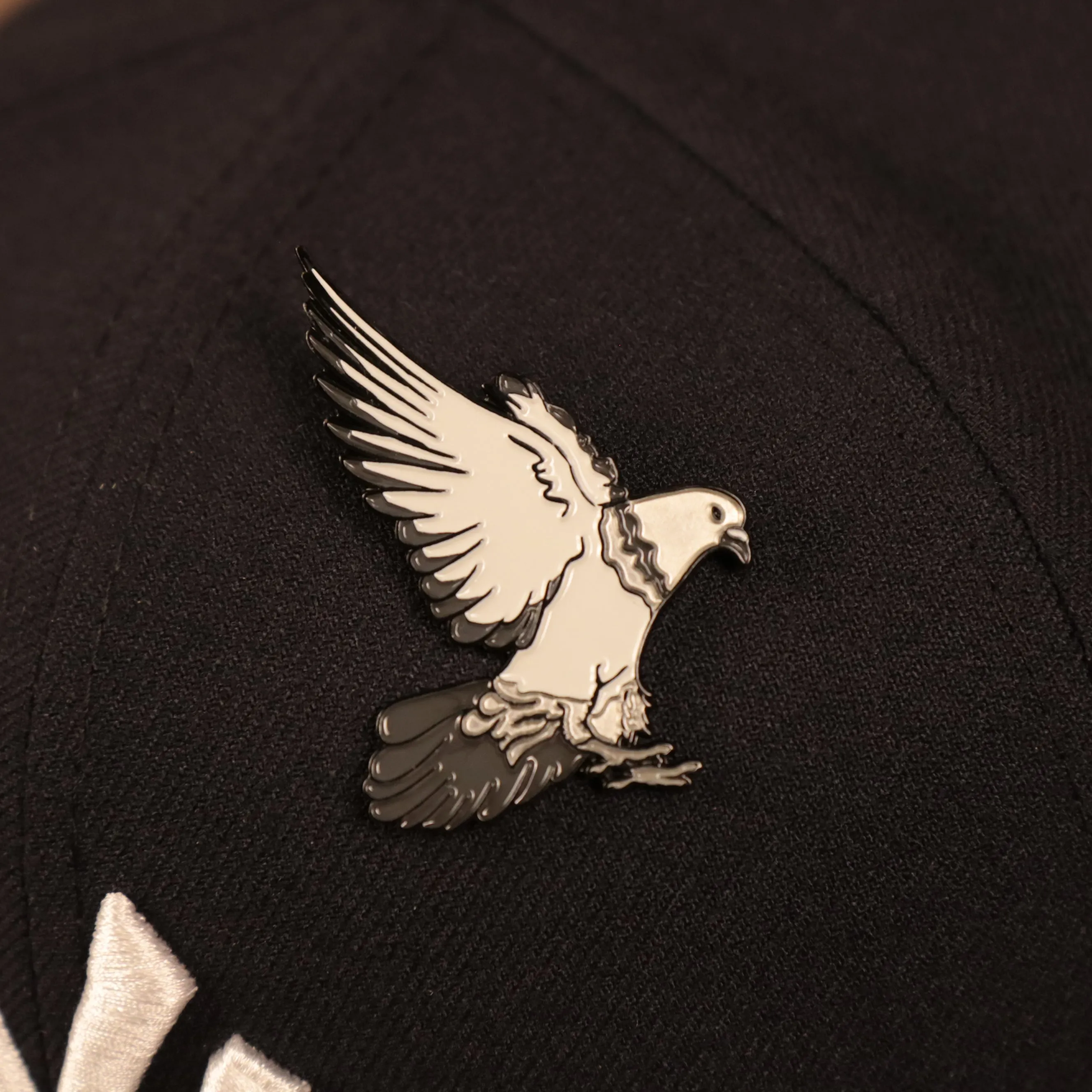 New York Pigeon Fitted Cap Pin | Enamel Pin For Hat