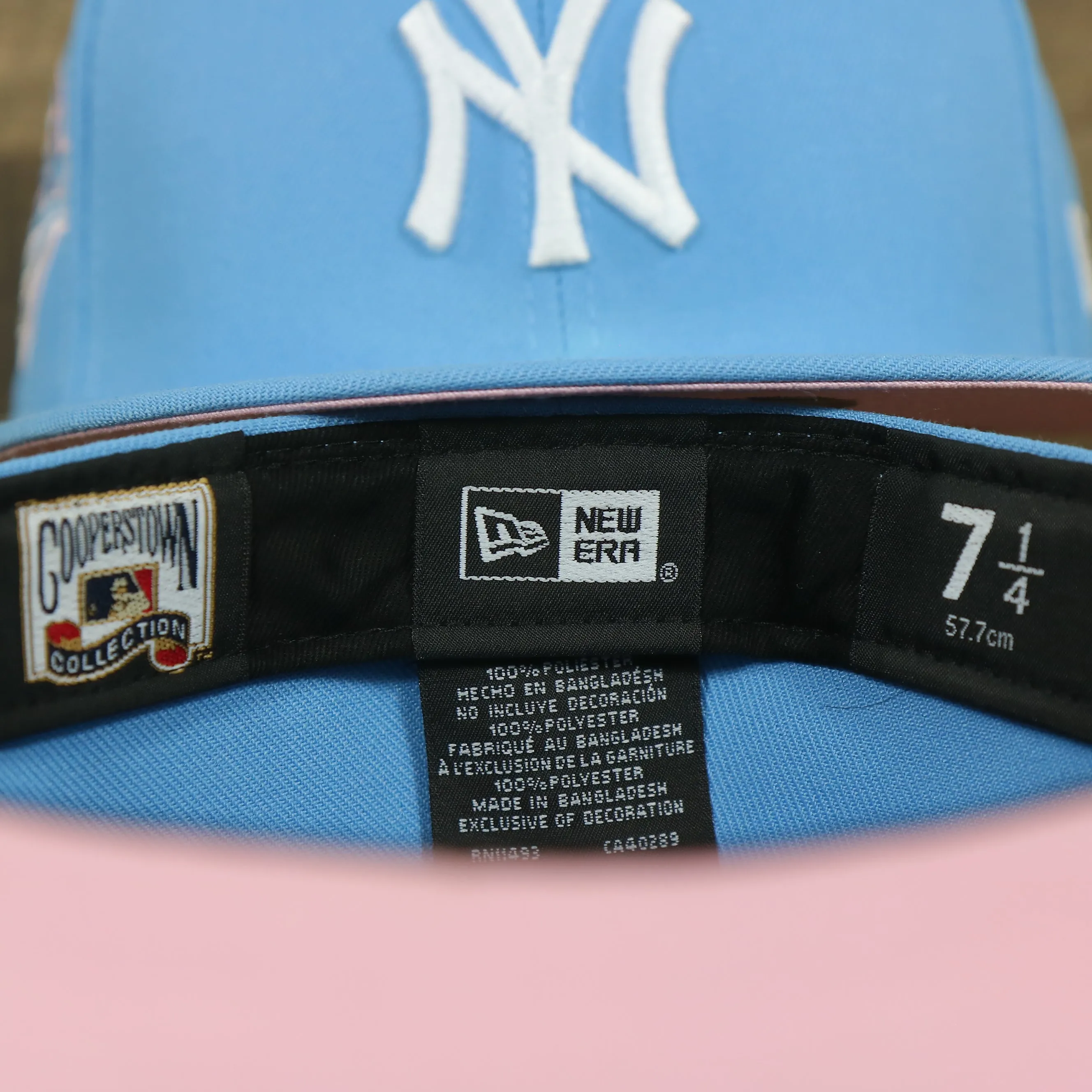 New York Yankees 1996 World Series Patch Pink Bottom 59Fifty Fitted Cap | Light Blue