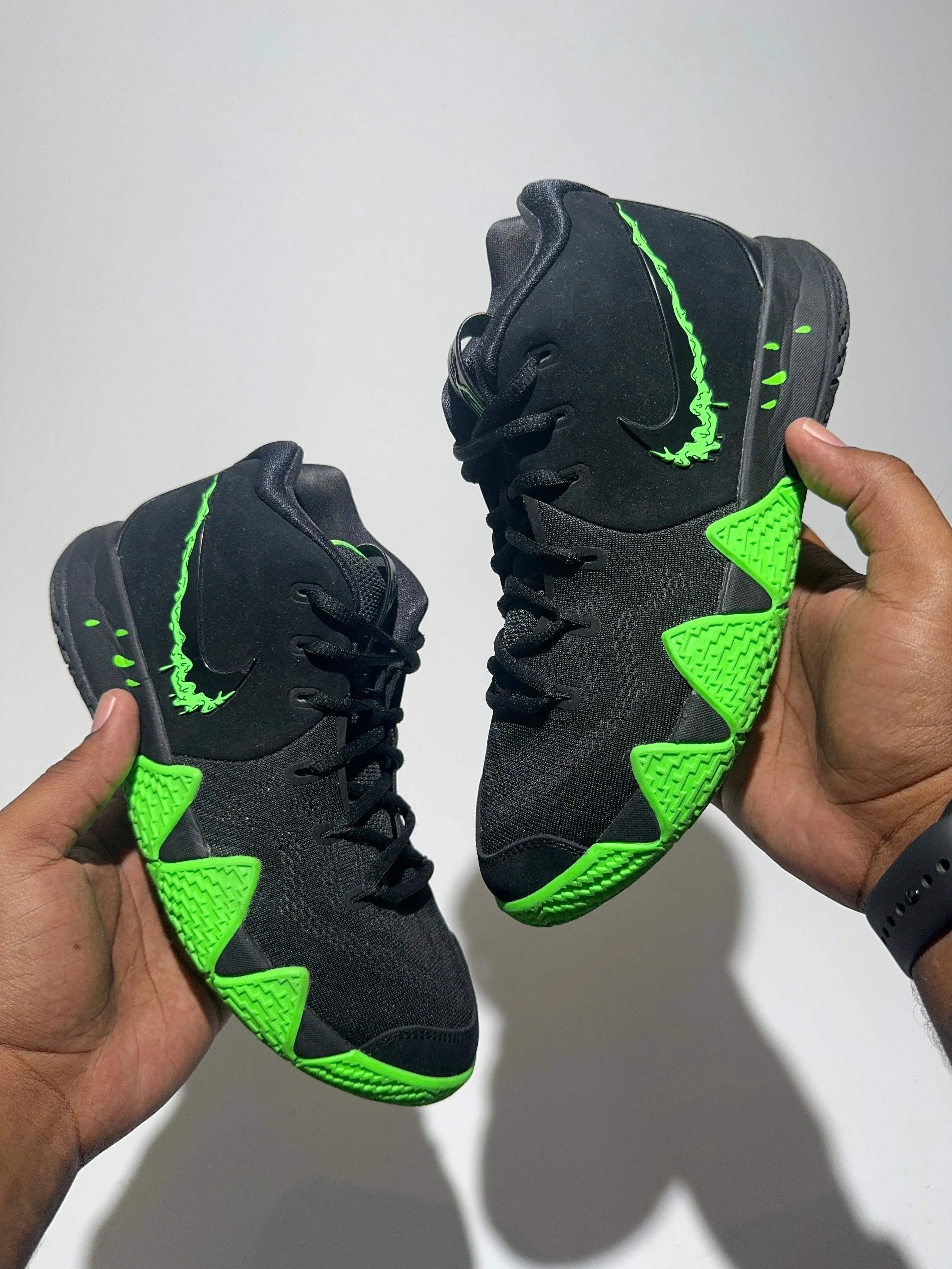 Nike Kyrie 4 Halloween (GS) (Pre-Owned)