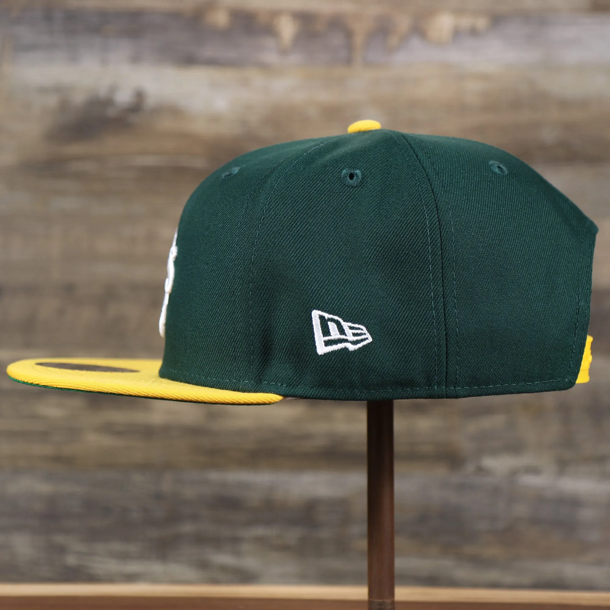 Oakland Athletics MLB Side Font Green Bottom 9Fifty Snapback Cap | Black Snap Cap