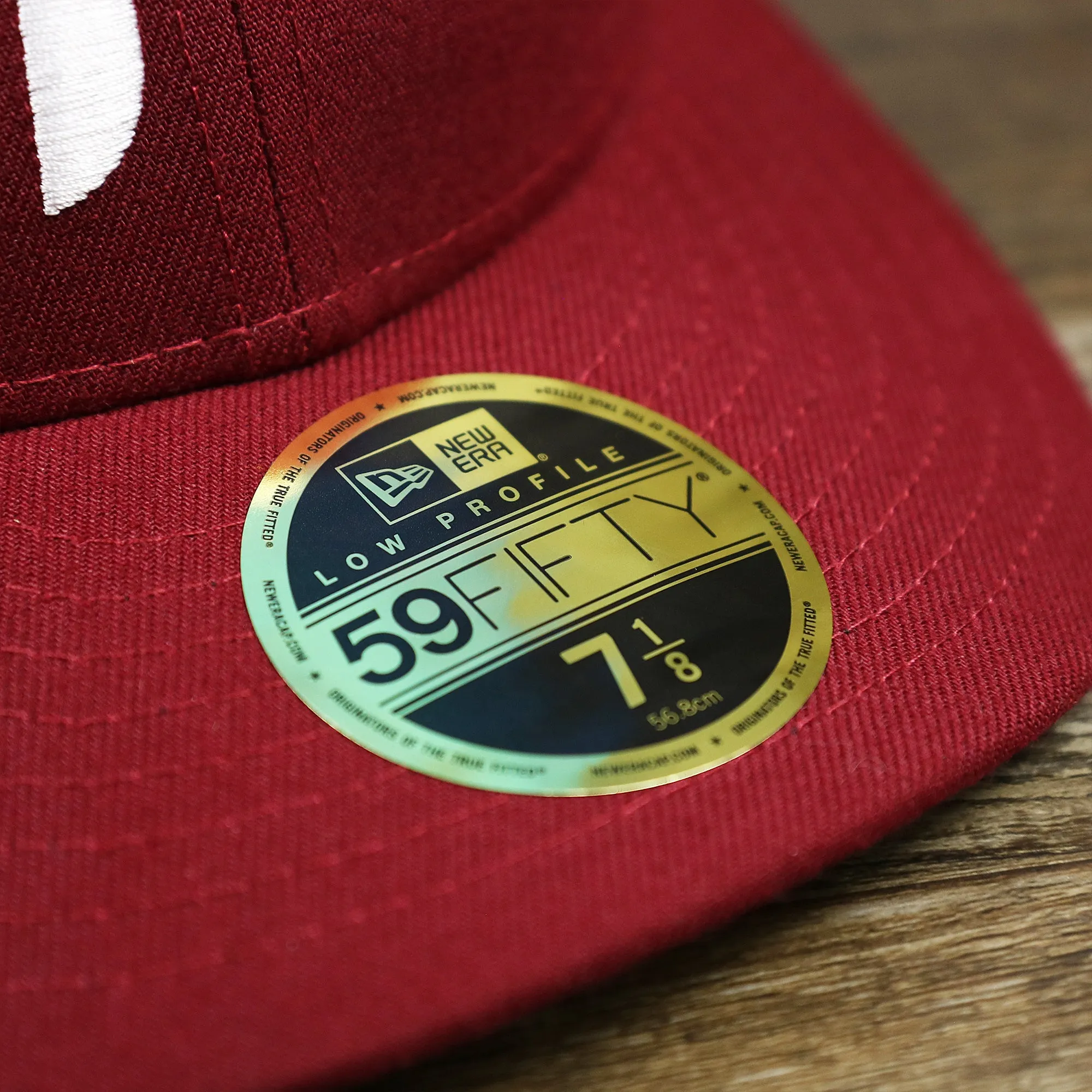 Philadelphia Phillies 2019 Logo Black Bottom | Maroon 59Fifty Fitted Cap